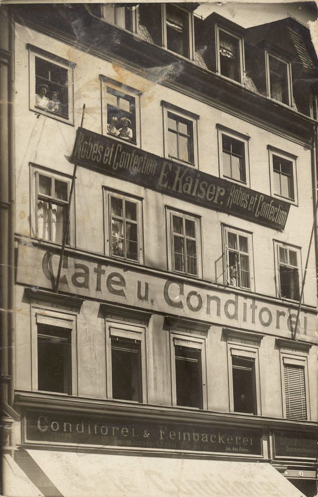 Ferdinandstraße 1