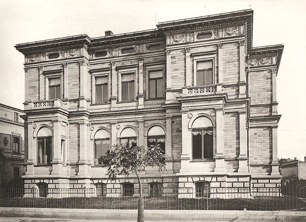 Gret-Palucca-Straße 5 (Goethestraße 5)
