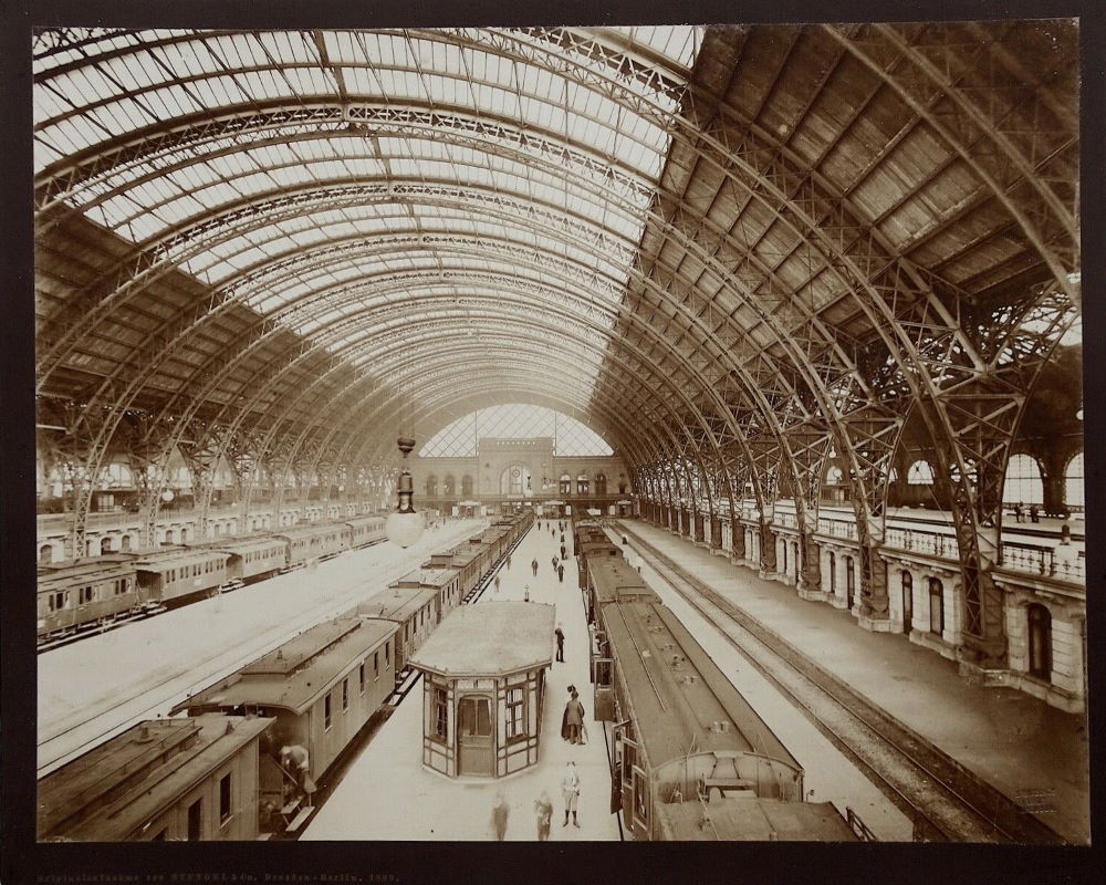 Hauptbahnhof