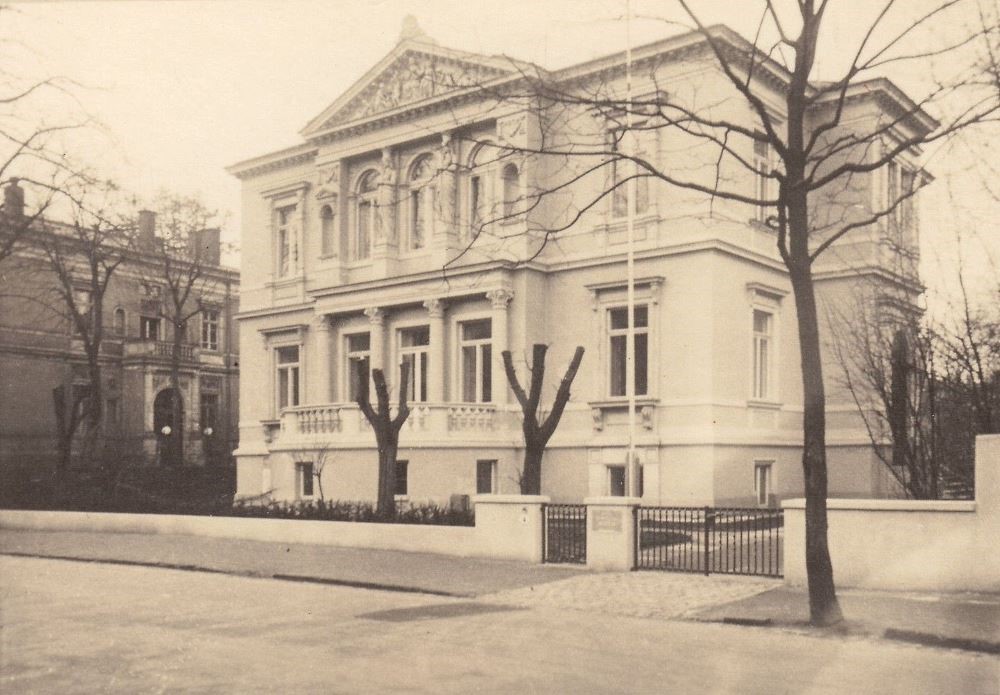 Lessingstraße 4