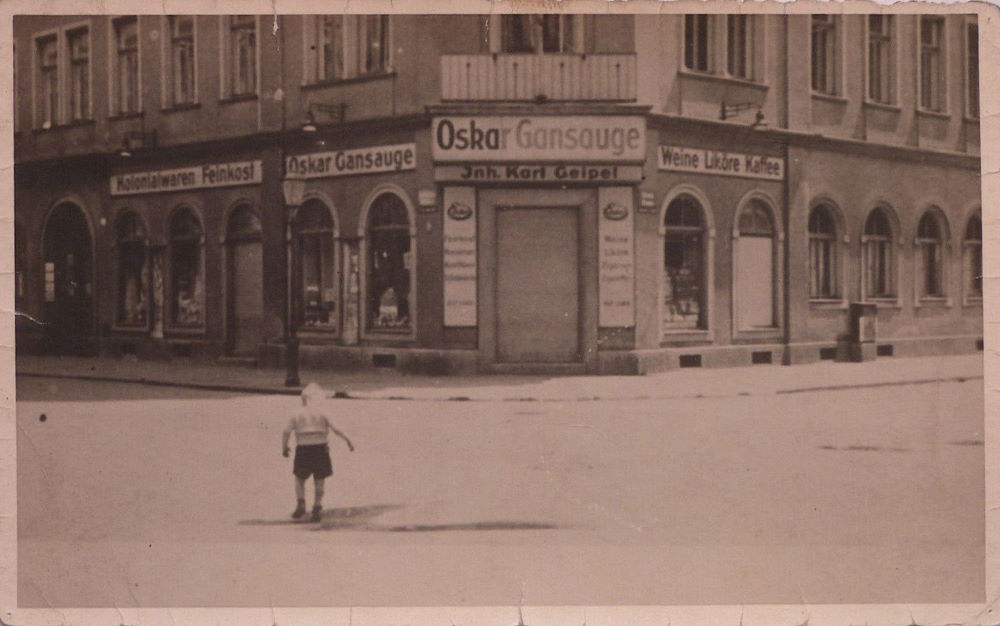 Hans-Dankner-Straße 13