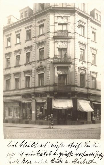 Hans-Dankner-Straße 16 (Lüttichaustraße 16) / Struvestraße