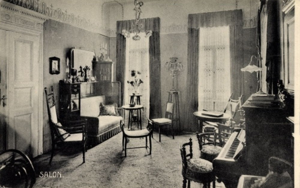 Hans-Dankner-Straße 13