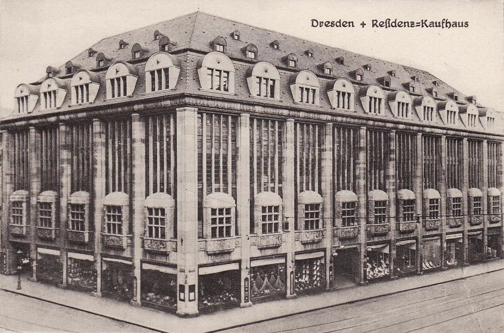 Prager Straße 1,3 / Waisenhausstraße 16