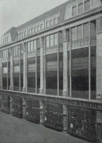 Prager Straße 2