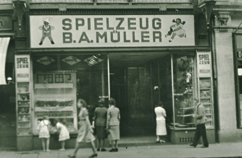 Prager Straße 32,34