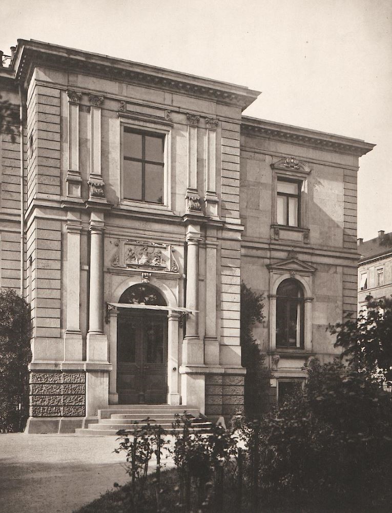 Prager Straße 18