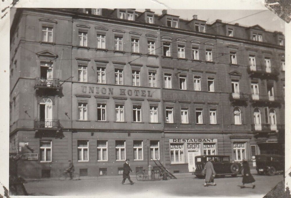 Sidonienstraße 5,7 / Reitbahnstraße