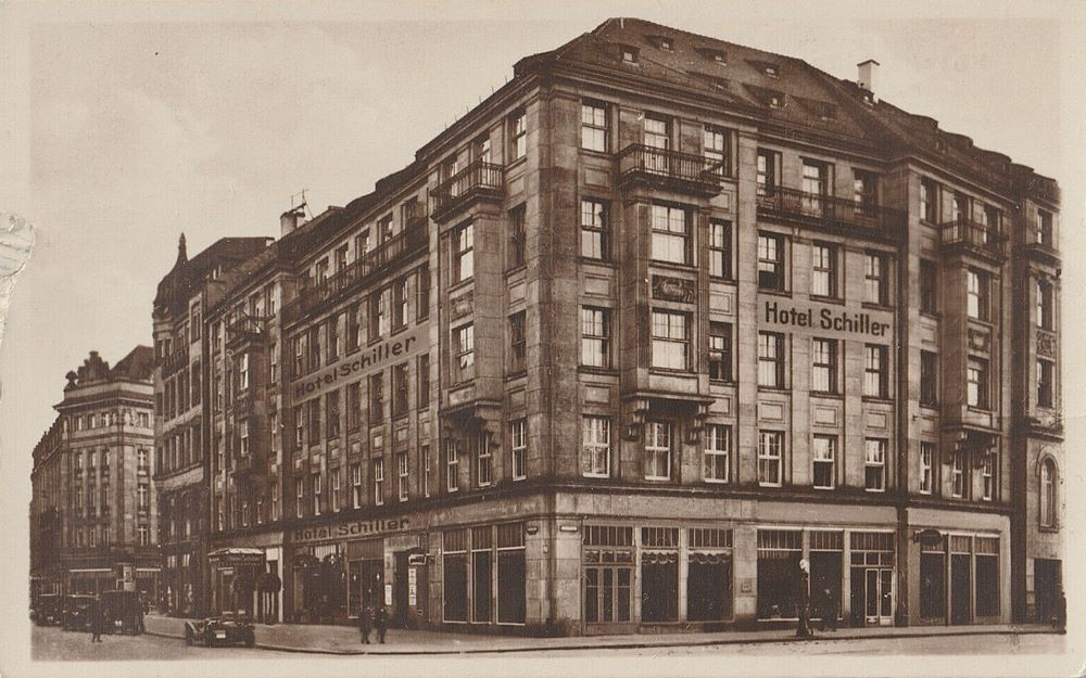 Sidonienstraße 8,10 / Prager Straße