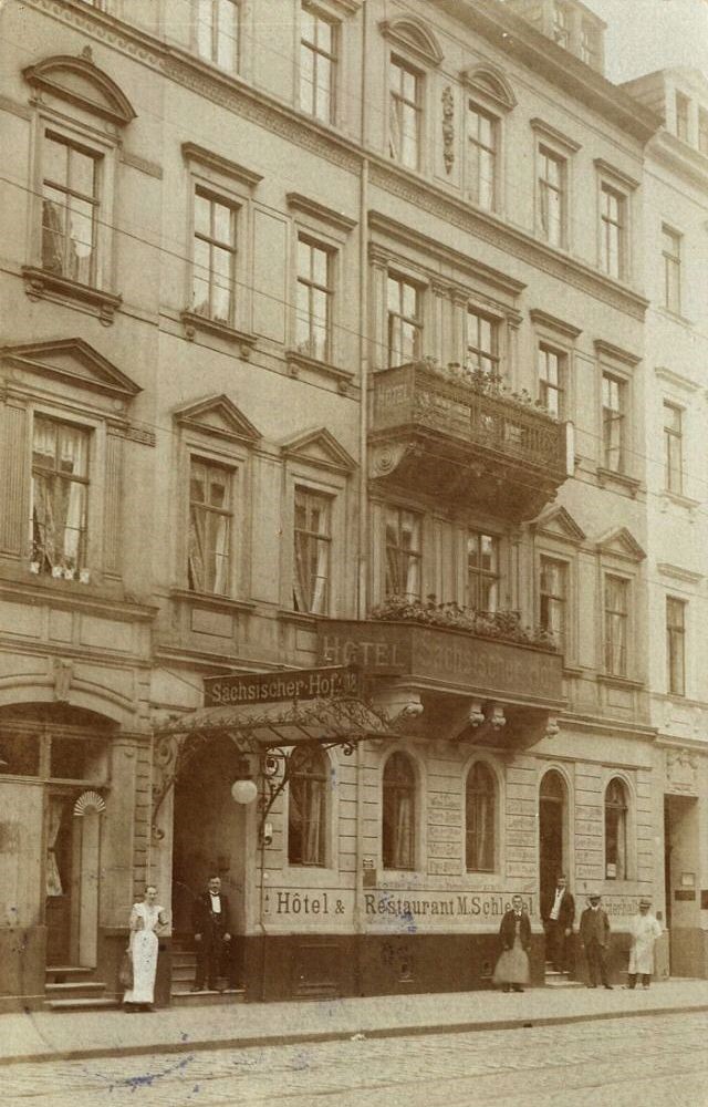 Struvestraße 18