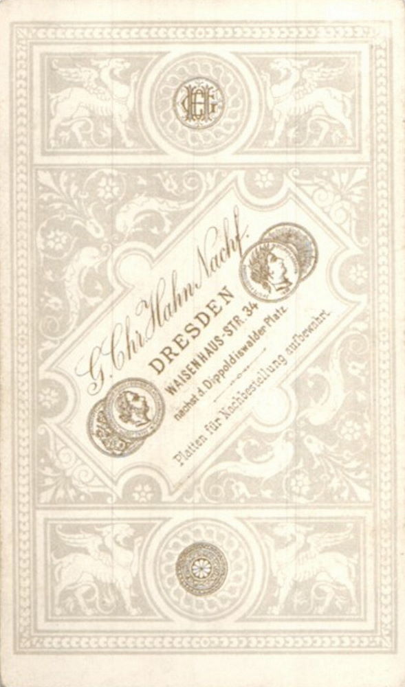 Waisenhausstraße 4