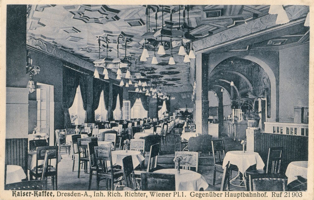 Wiener Platz 1