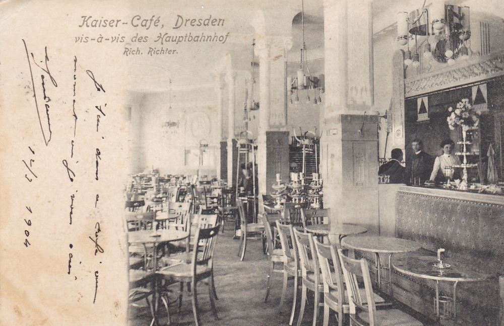 Wiener Platz 1