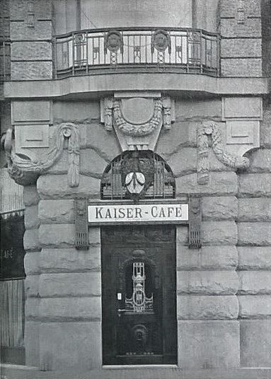 Wiener Platz 1