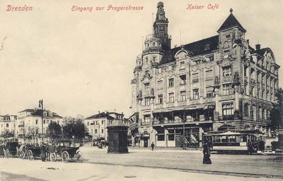 Wiener Platz 1