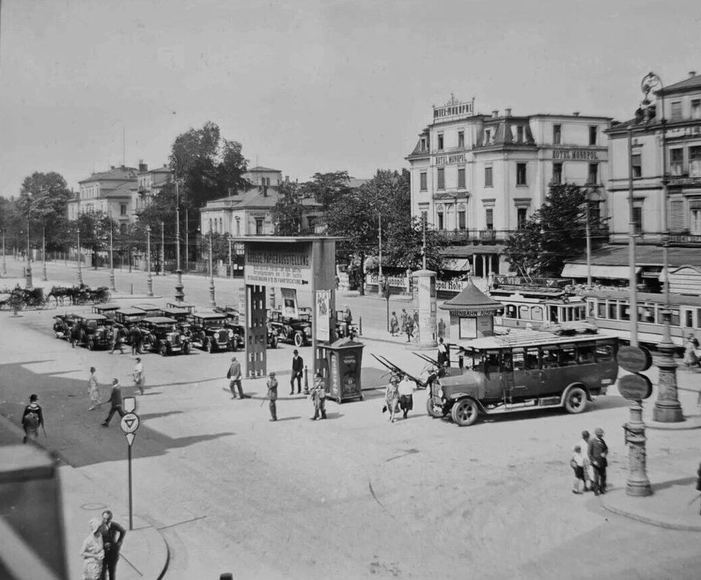 Wiener Platz