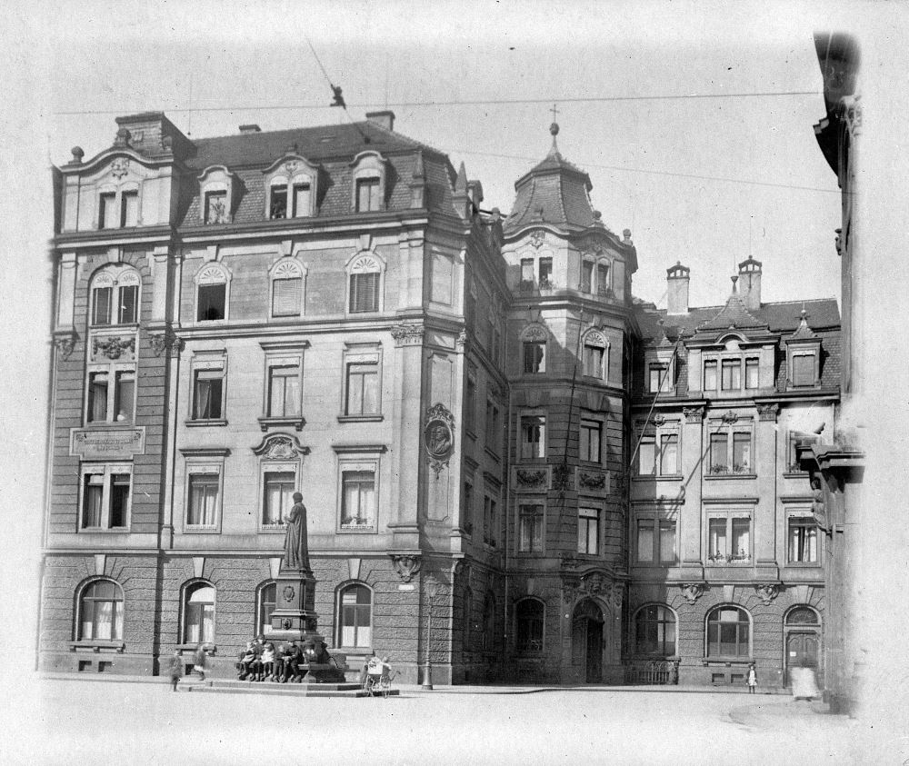 Annenstraße 40