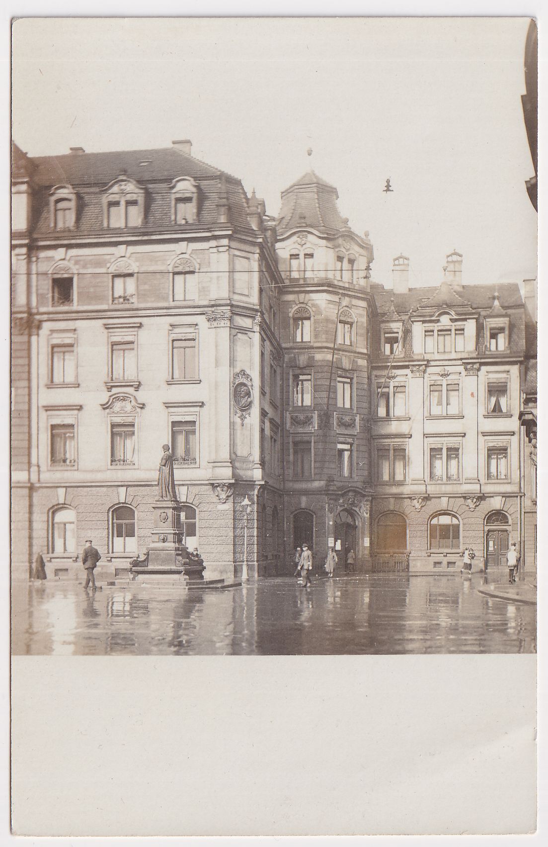 Annenstraße 40