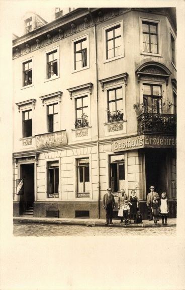 Josephinenstraße 26 / Kleine Plauensche Gasse