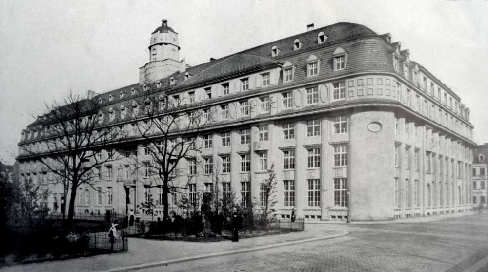 Sternplatz 5