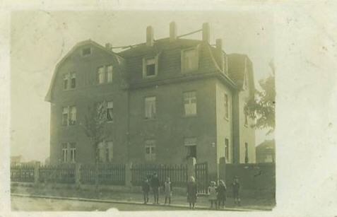 Kadenstraße 44 (Residenzstraße 42)
