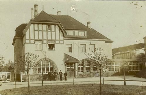 Oskar-Röder-Straße 5 / Seidnitzer Weg