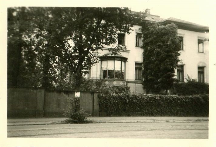 Franz-Liszt-Straße 6