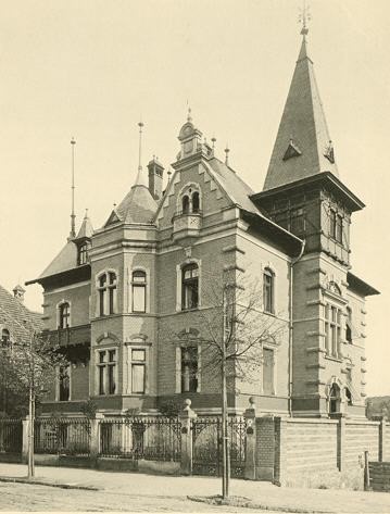 Gustav-Adolf-Straße 8 (Gustav-Adolph-Straße 8)