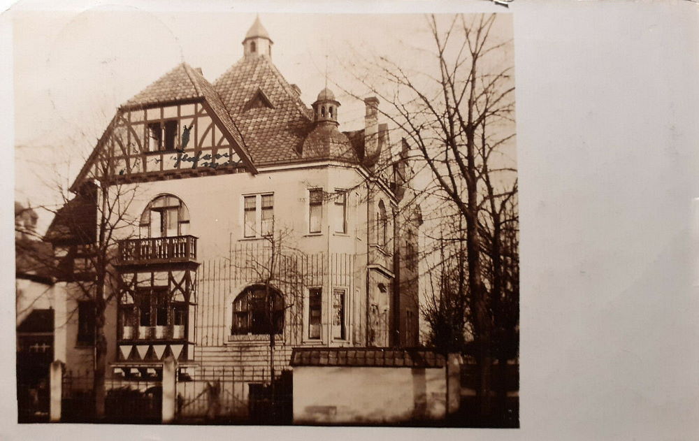 Karcherallee 31