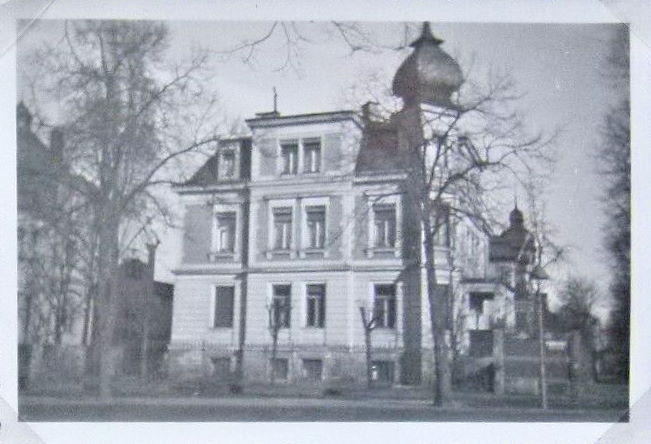 Karcherallee 33 / Königsteinstraße