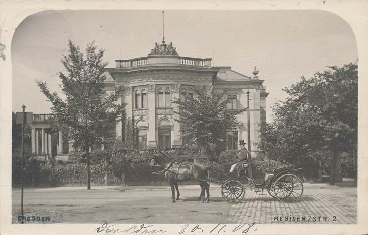 Gerhart-Hauptmannstraße 2 (-1918 Residenzstraße 2)