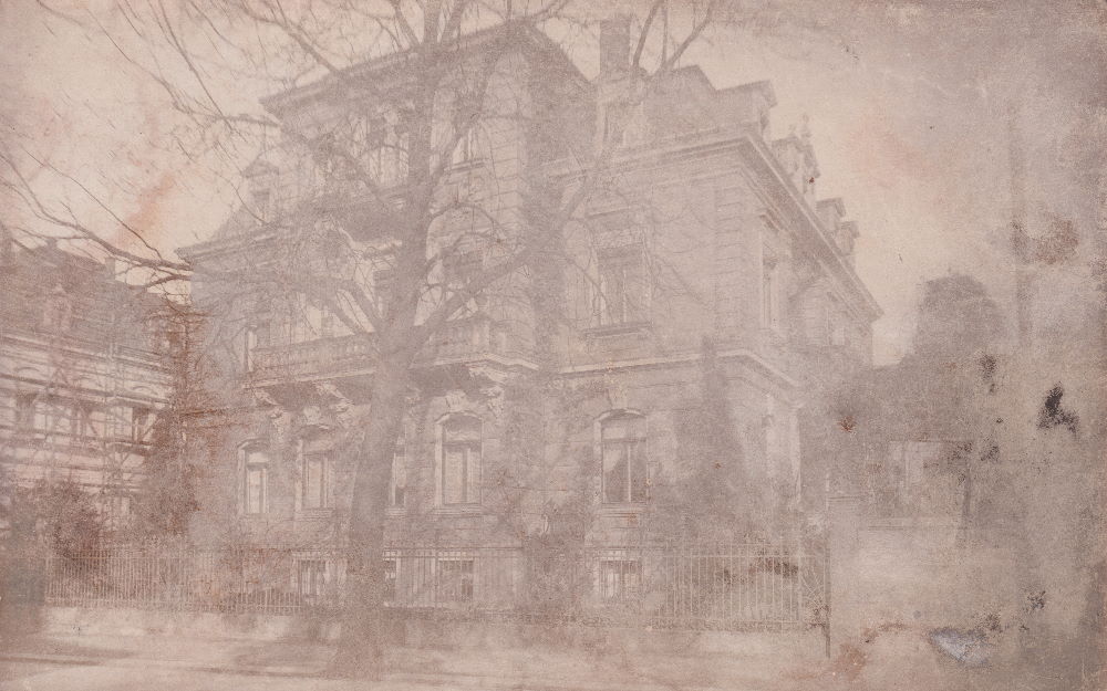 August-Bebel-Straße 5 (-1918 Residenzstraße 11)