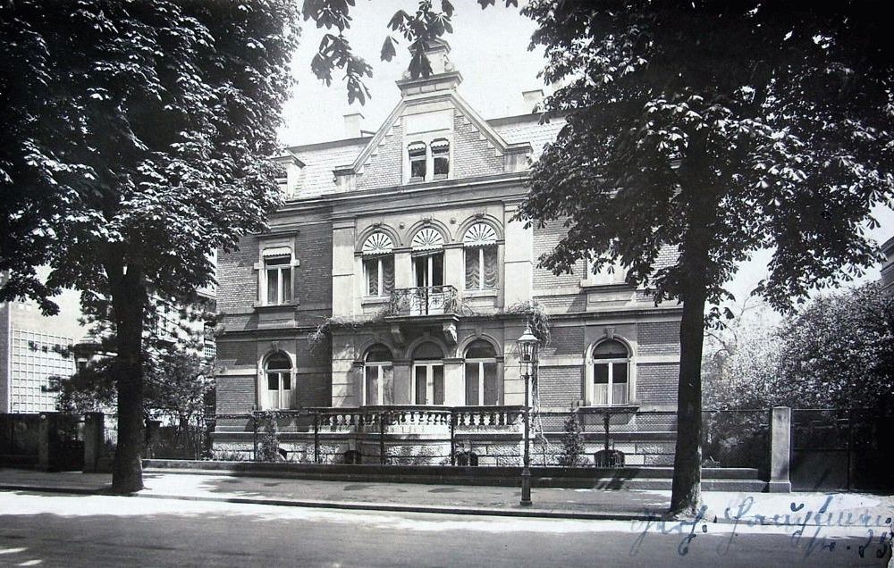 August-Bebel-Straße 25