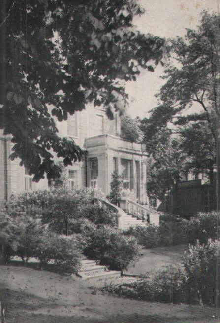 Richard-Wagner Straße 2