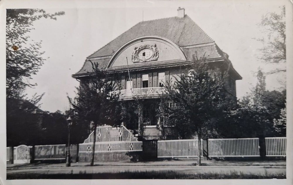Tiergartenstraße 81 / Basteistraße