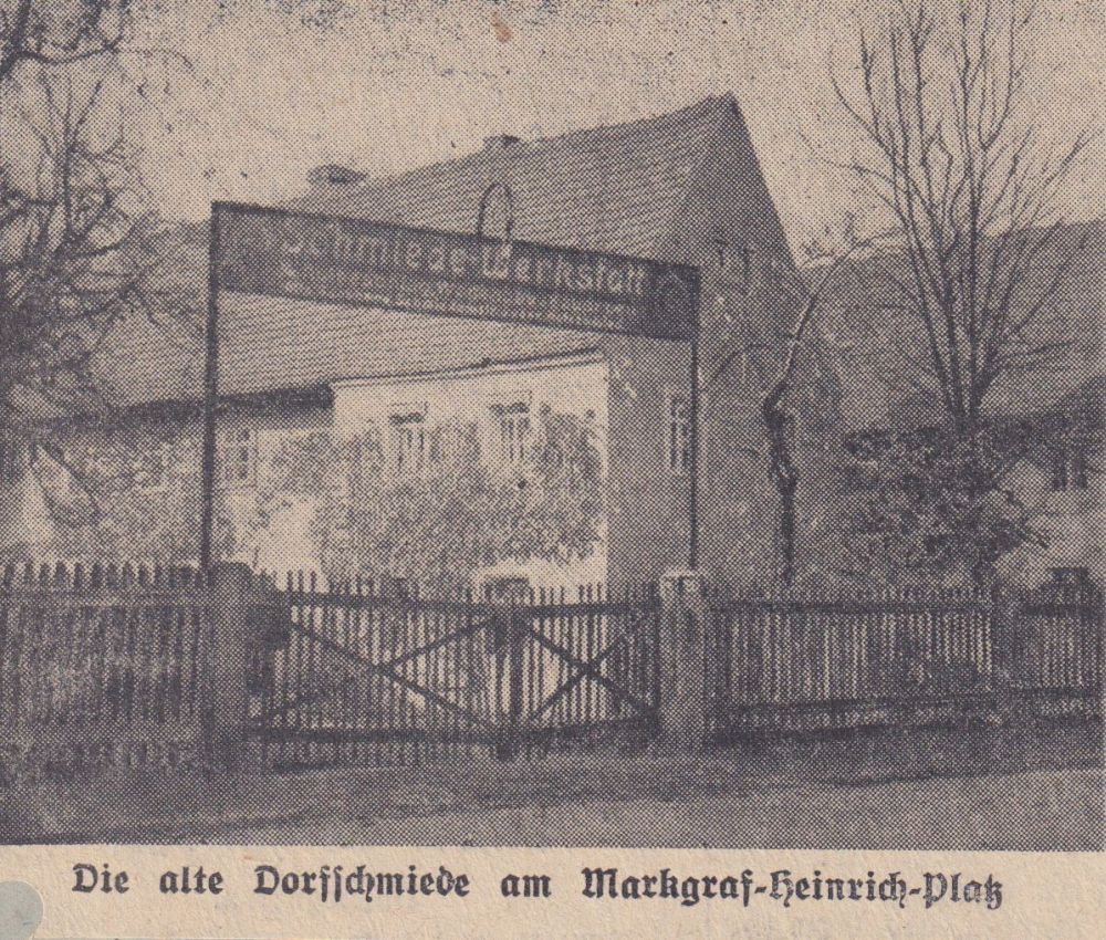 Altstriesen 24 (Markgraf-Heinrich-Platz 24)