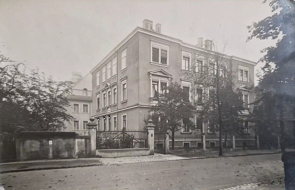Augsburger Straße 9