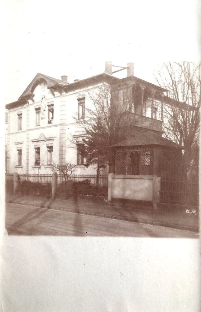 Behrischstraße