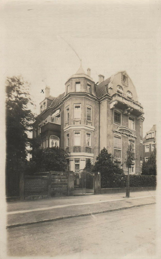 Behrisch-Straße 24