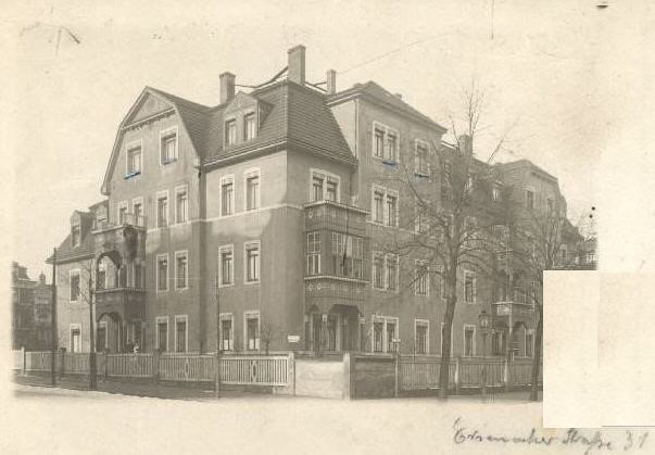 Eisenacher Straße 31 / Niederwaldplatz 2