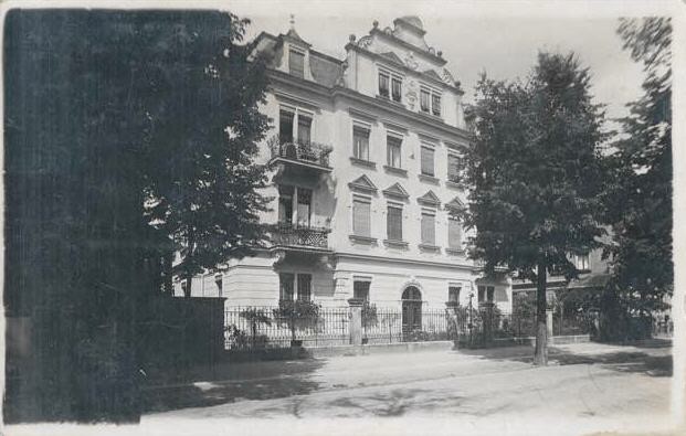 Glasewaldtstraße 20