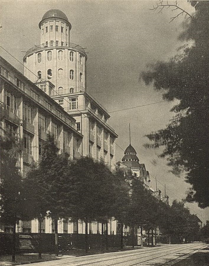 Junghansstraße 1