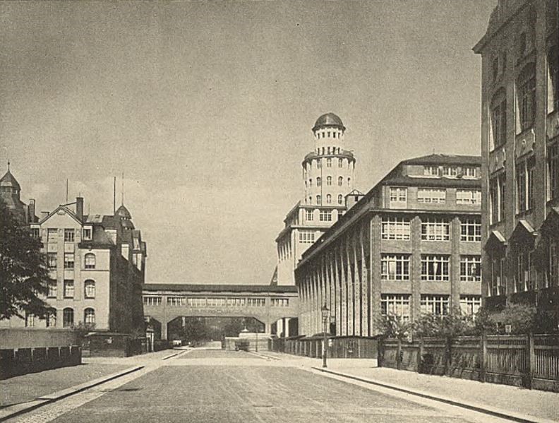 Junghansstraße 1