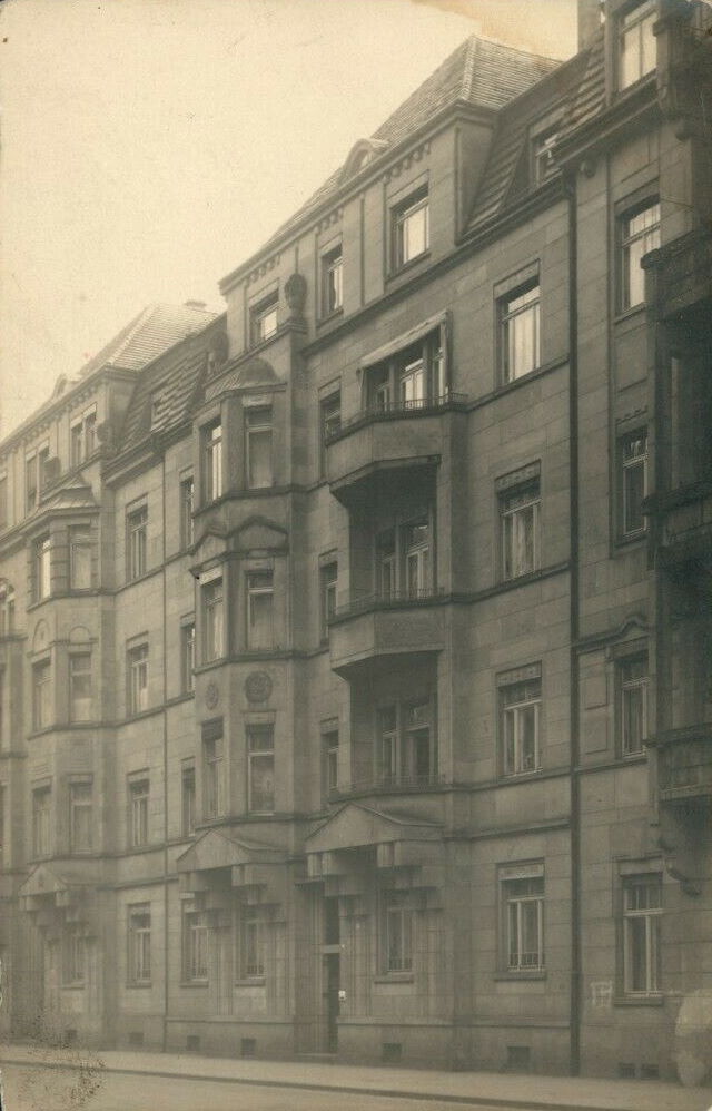 Laubestraße 2