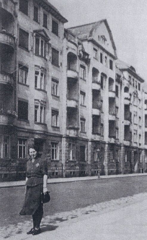 Müller-Berset-Straße 21 / Mansfelder Straße (Arnstädtstraße, Göpfertstraße)
