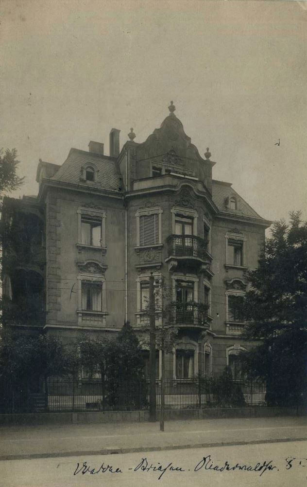 Niederwaldstraße 8