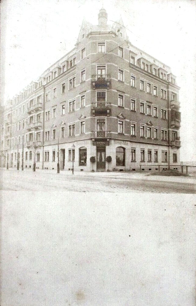 Schandauer Straße 18b / Haenel-Clauß-Straße