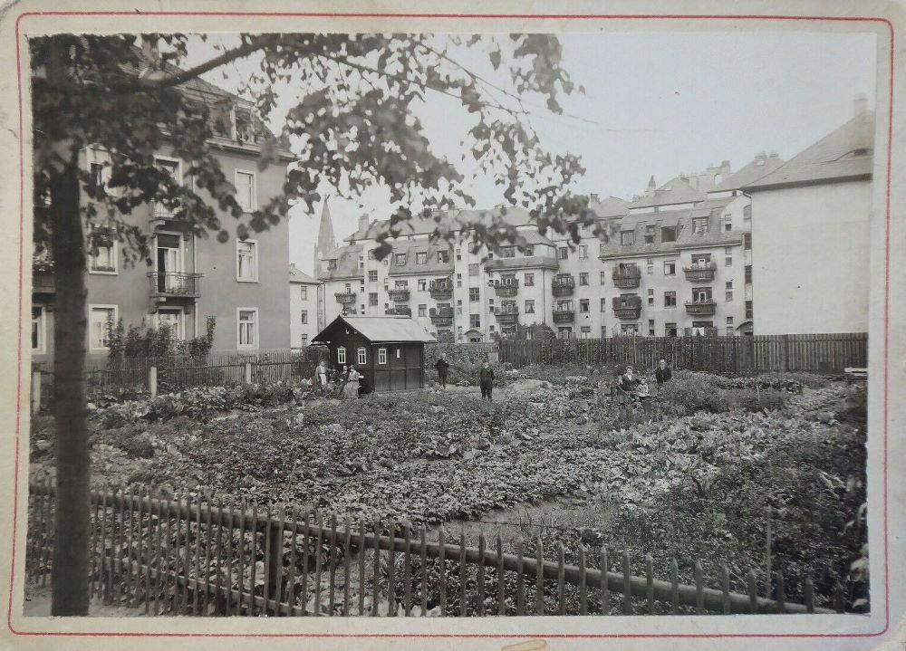 Schlüterstraße 40