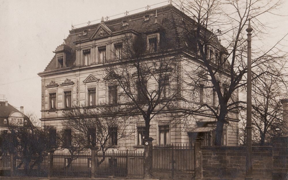Bergstraße 43 / Zellescher Weg