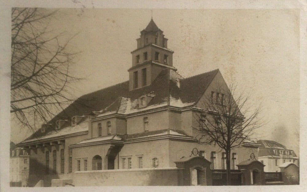Bernhardstraße 42
